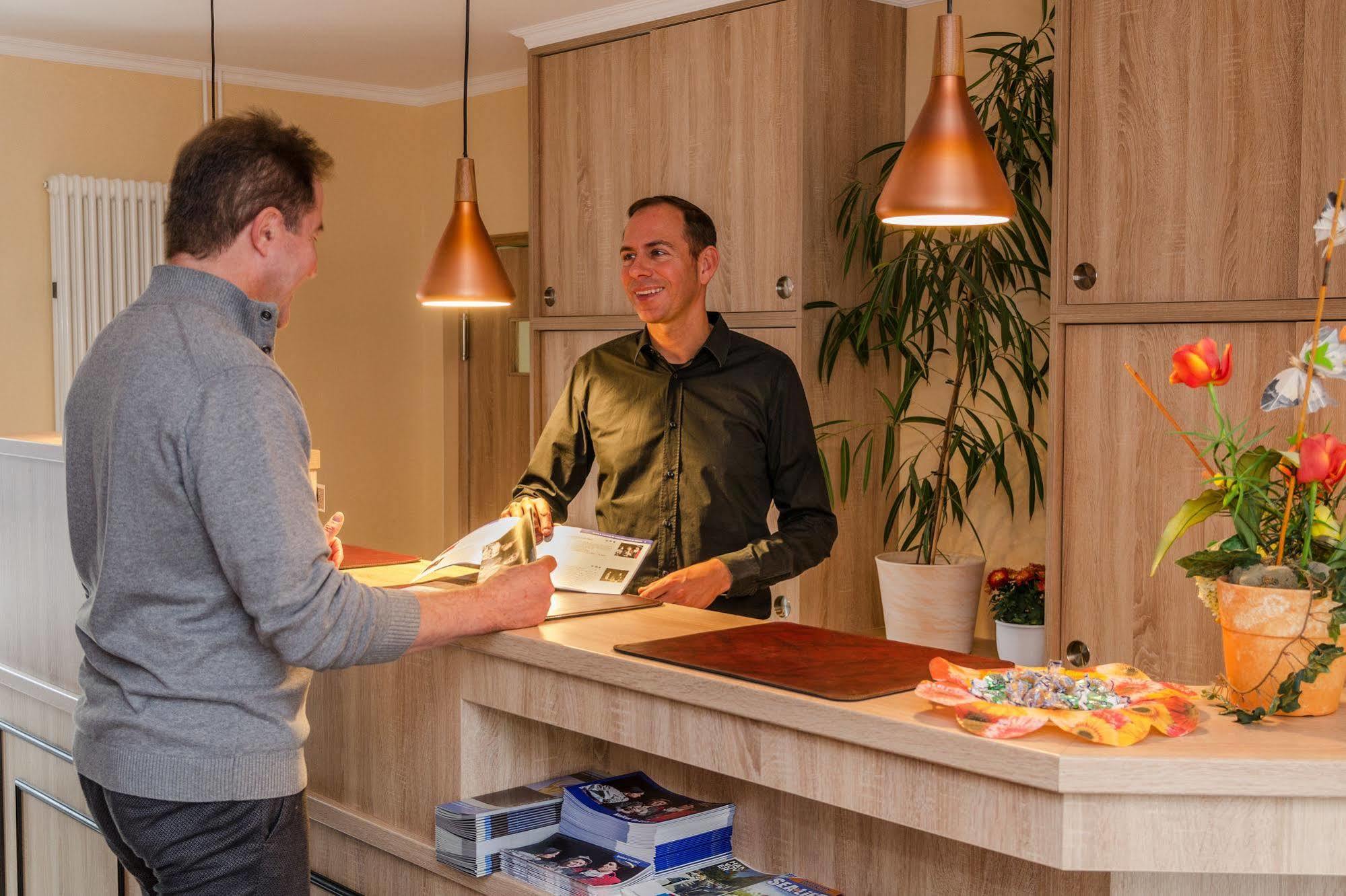 Hotel Alte Post Лерте Экстерьер фото